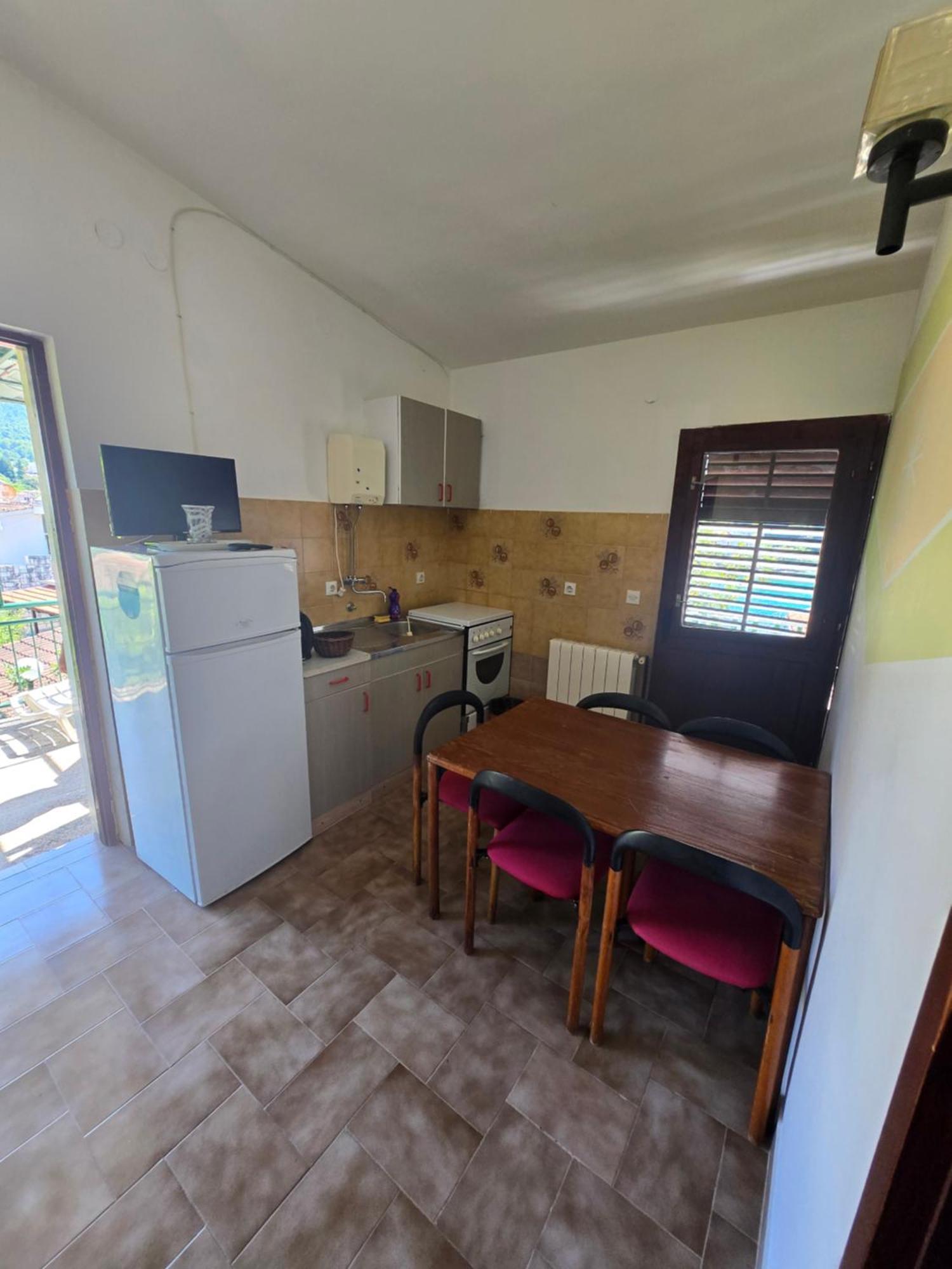 Apartments Lorena Stomorska Zewnętrze zdjęcie
